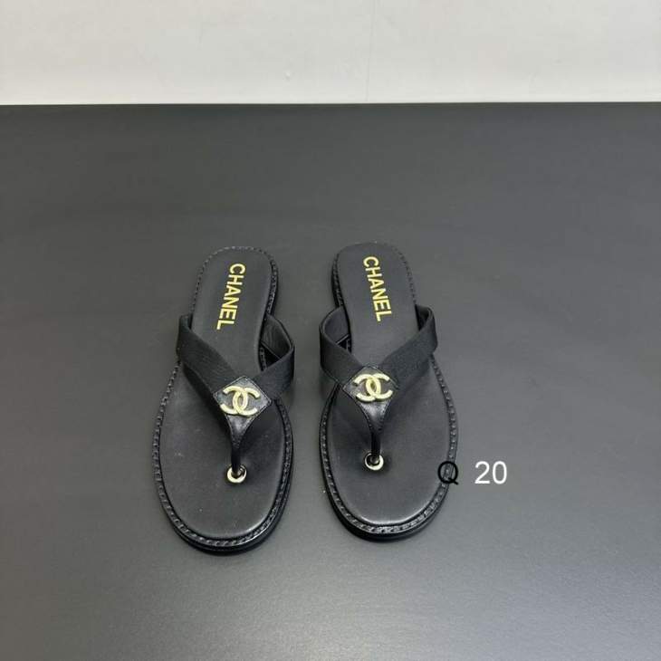 Picture of Chanel Slippers _SKUChanelsz35-40XX09013097